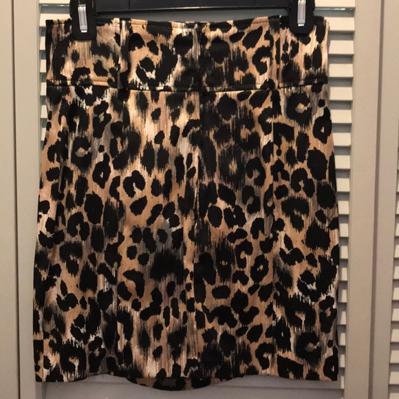 Leopard print skirt - Picture 3 of 3